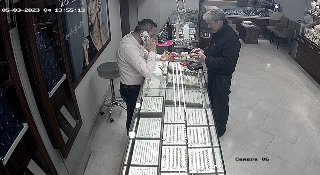 Kuyumcunun dikkati, vatandaşı dolandırılmaktan kurtardı