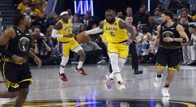 Lakers, Golden Statei yenerek seriye galibiyetle başladı