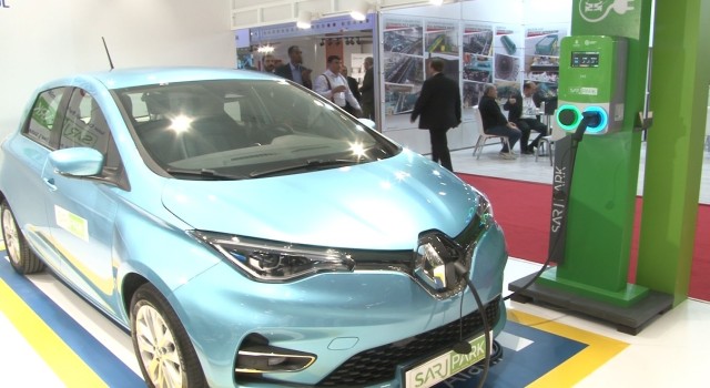 Lityum iyon piller elektrikli otomobilde elektrik tüketimini yeşile çeviriyor