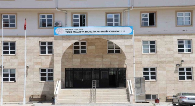 Malatya Hafız İmam Hatip Ortaokulu öğrencilerini bekliyor