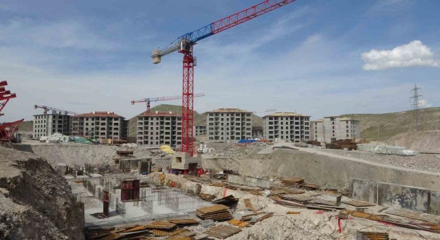 Malatyada deprem konutları yükseliyor