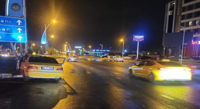 Malatyada iki araç çarpıştı: 4 yaralı