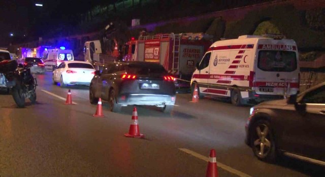Maltepede otomobil işçilerin arasına daldı, 4 işçi hayatını kaybetti