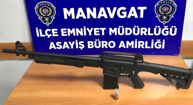 Manavgatta aranan 20 şüpheli tutuklandı