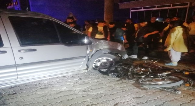Manisada kamyonet motosikletle çarpıştı: 1 ölü, 1 yaralı