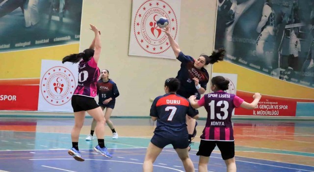 Manisada yapılan Okul Sporları Hentbol Gençler Yarı Final Müsabakaları tamamlandı