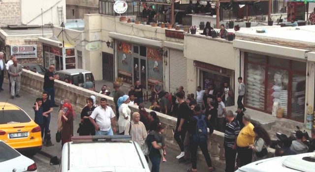 Mardinde çarşı merkezinde silahlı kavga: 6 yaralı