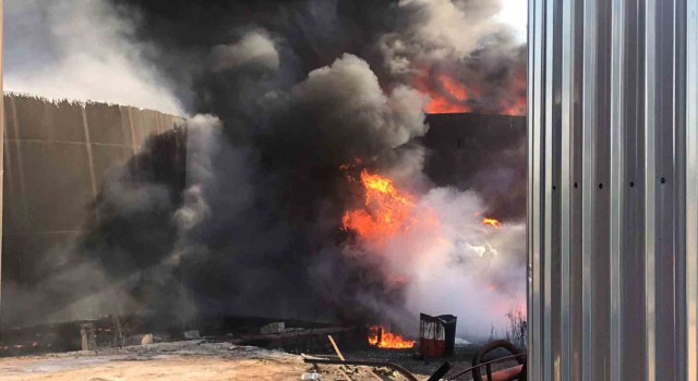 Mardinde Karayolları Şube Şefliği yerleşkesinde yangın