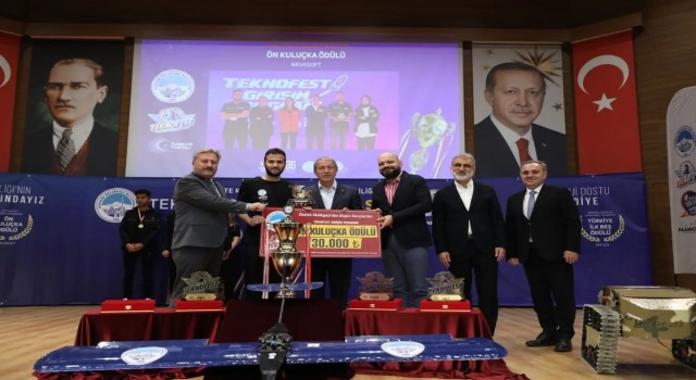 Melikgazi Belediyesi TEKNOFESTte Dereceye Girenleri Ödüllendirdi