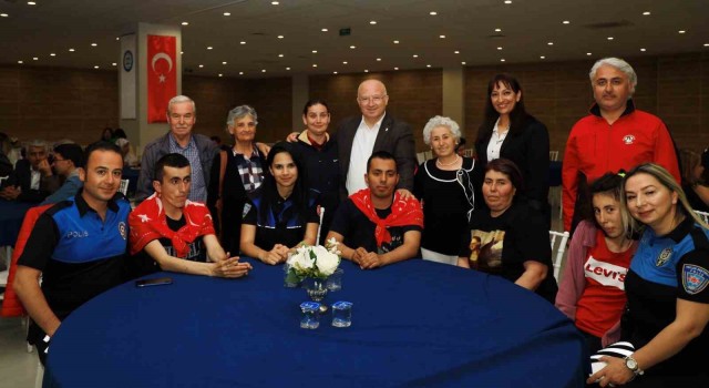Menteşede engelli bireyler için ‘asker kınası gerçekleştirildi