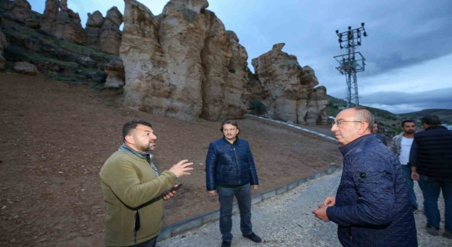Meram Derenin peri bacaları Kızlar Kayası turizme kazandırılıyor