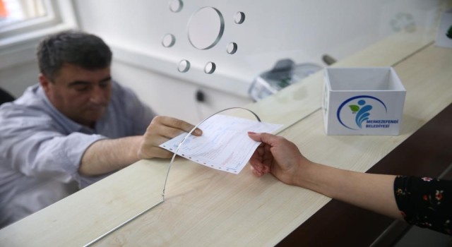 Merkezefendide vezneler hafta sonu da hizmet verecek