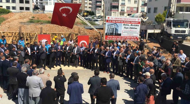 Mersinde 150 öğrenci kapasiteli Kuran kursunun temeli atıldı