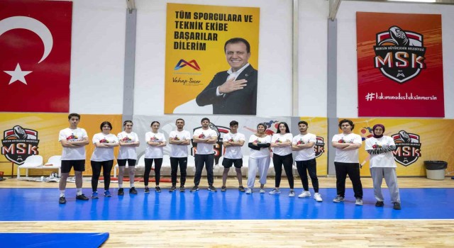 Mersinde gençlere ücretsiz fiziki yeterlilik kursu veriyor