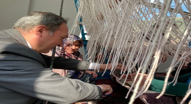 Meslek öğrenen Serinhisarlı kadınlar hayallerini gerçekleştiriyor
