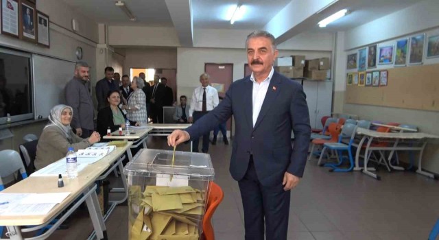 MHP Genel Sekreteri Büyükataman oyunu Bursada kullandı