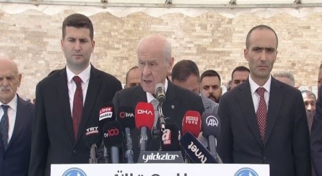 MHP lideri Bahçeli: “Çakma milliyetçilerle Türk milletinin işi olmaz”