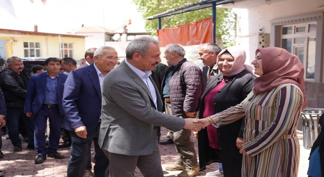 Milletvekili Şahin Tin, 28 Mayıs için Denizliyi karış karış gezmeyi sürdürüyor