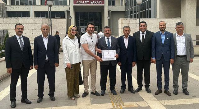Milletvekili Yanık’ta mazbatasını aldı