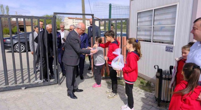 Milli Eğitim Bakan Yardımcı Sadri Şensoy, Çankırıda öğrencilerle buluştu