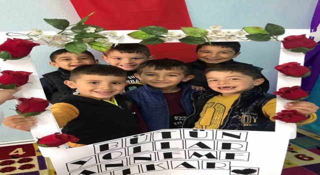 Miniklerden Anneler Günü etkinliği