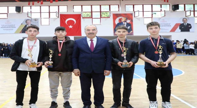 Mudanyada coşkulu kutlama