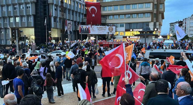 Nazillide Erdoğan coşkusu meydanlara sığmadı