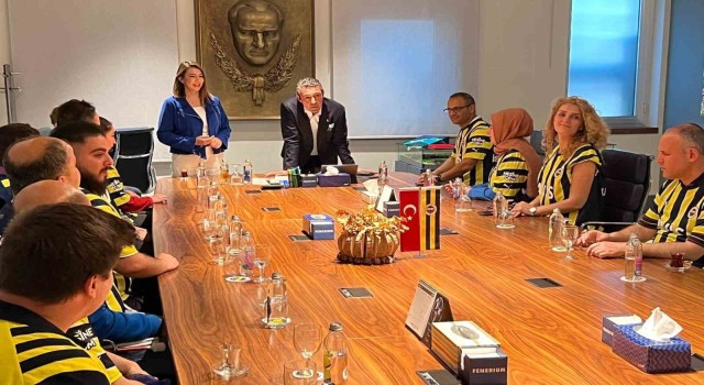 Nida Olçar, Kütahya Altı Nokta Körler Derneği üyelerini Başkan Ali Koç ile buluşturdu