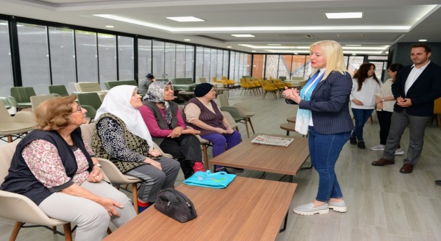 Nilüferin huzurevlerindeki anneler unutulmadı