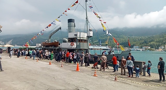 Nusret Mayın Gemisi Kastamonuda kapılarını vatandaşlar için açtı