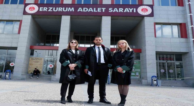 Oğlunun katillerinin cezalandırılmasını istiyor