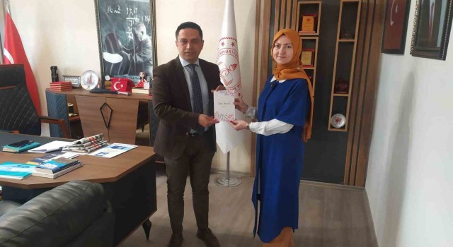 Öğretmen Sevil Dağcıdan, “Sev Sevil” isimli kitap