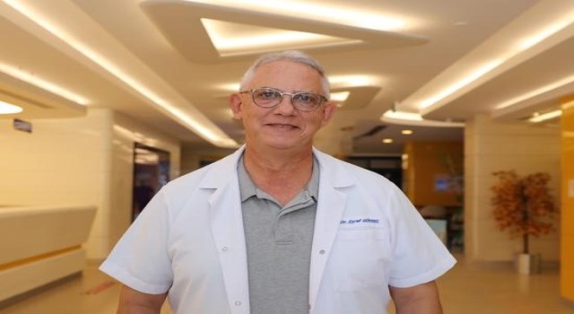 Op. Dr. Gürsel, en sık yapılan ortopedi ameliyatları hakkında bilgilendirdi