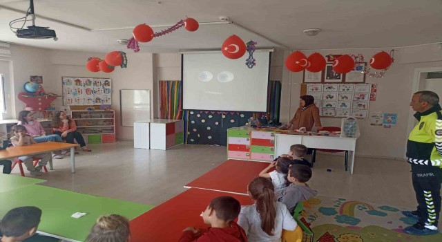 Osmanelinde minik öğrencilere trafik eğitimi verildi