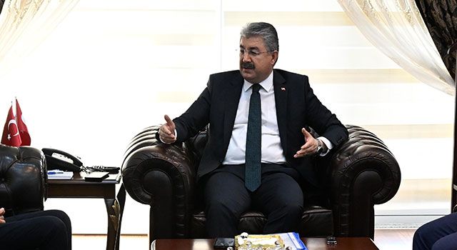 Osmaniye Valisi Yılmaz, yerel basını davet etmeden toplantı yaptı