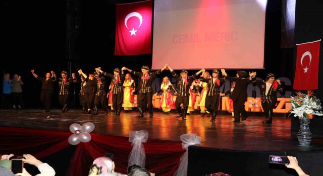 Özel öğrencilerden anlamlı gösteri