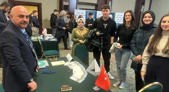 Rektör Sözbir Kuzey Makedonyadaki KÜNİB fuarına katıldı