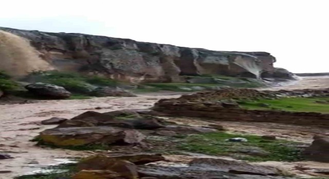 Sağanak yağış Tomarzada sele dönüştü