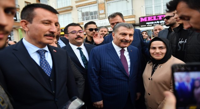 Sağlık Bakanı Koca, Altındağda inşasına başlanacak hastane alanında incelemelerde bulundu