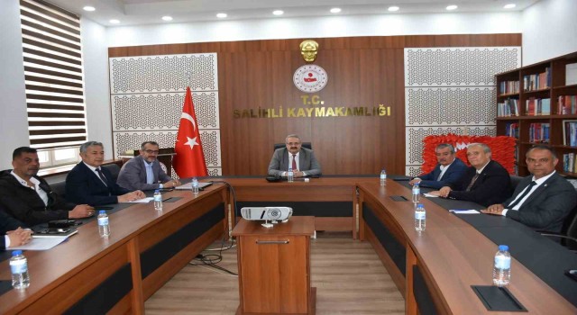 Salihlide 4 partiden ortak karar: Konvoy yapmayacaklar