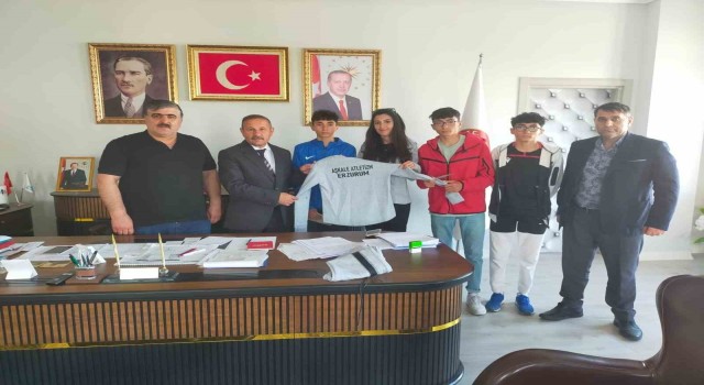 Şampiyonlar ödüllendirildi