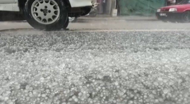 Samsunda dolu ve sağanak