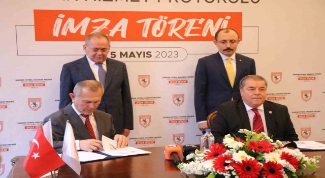 Samsunsporun altyapı tesisleri sorununu çözen imza