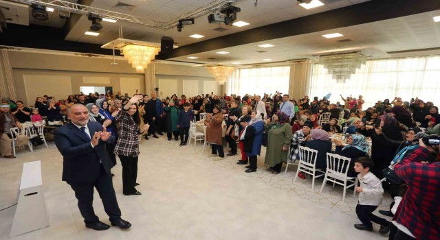 Sandıkçı: “Erdoğanı yeniden Cumhurbaşkanı seçeceğiz”