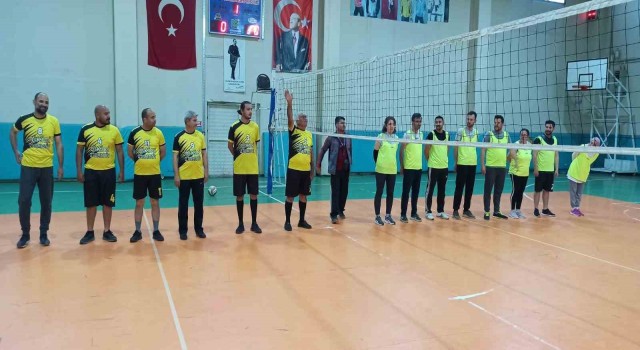Sarıgölde voleybol heyecanı