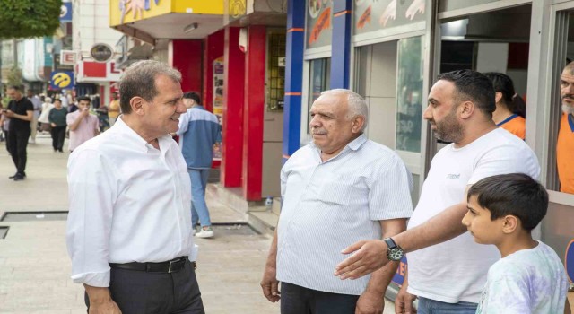 Seçer, esnafla bir araya geldi