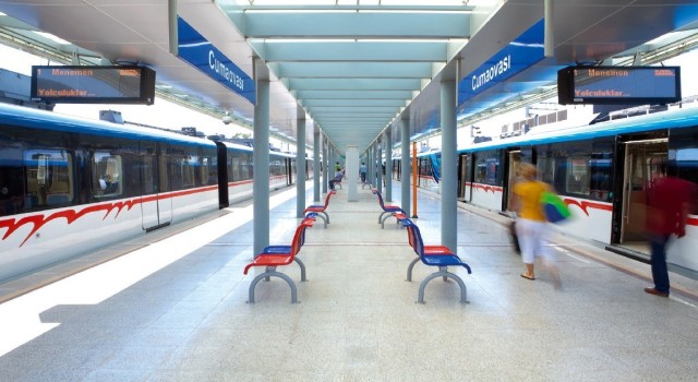 Seçim günü İzmirde 24 saat toplu ulaşım mesaisi