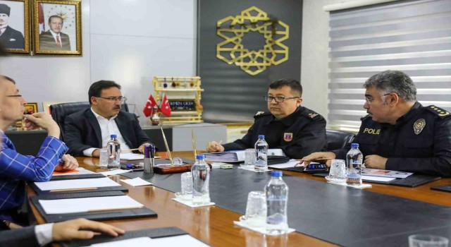 Seçim Güvenliği Toplantısı Vali Çiçek Başkanlığında gerçekleştirildi