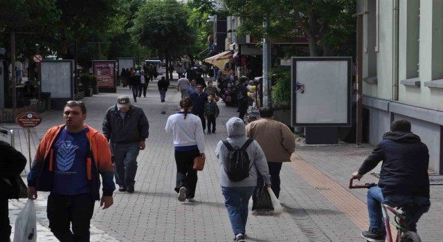 Seçimin sonuçlanmasıyla birlikte Eskişehir sokakları eski sakinliğine geri döndü