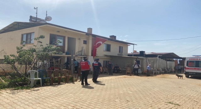 Şehit düşen jandarma komando İlhanın Aydındaki eşine acı haber ulaştırıldı